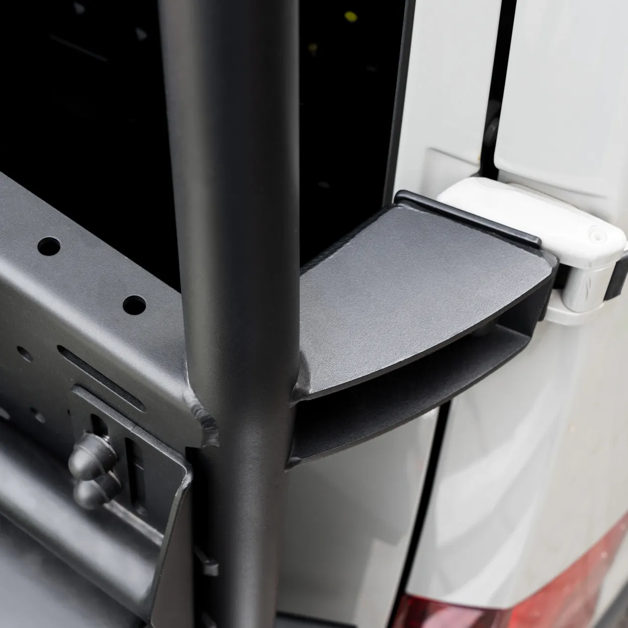 Cargo Ladder H2 - Image 6