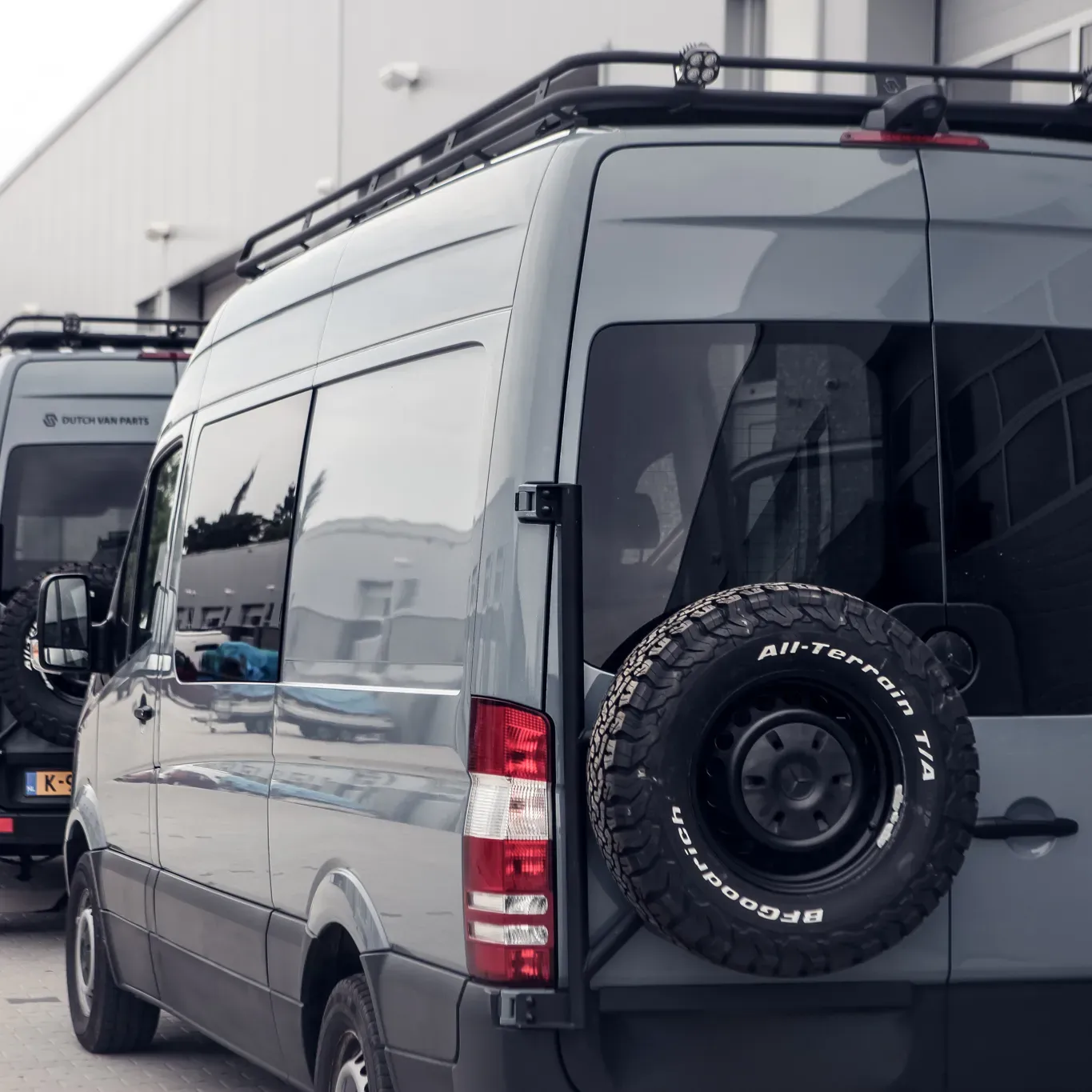 Tire Carrier - Image 3