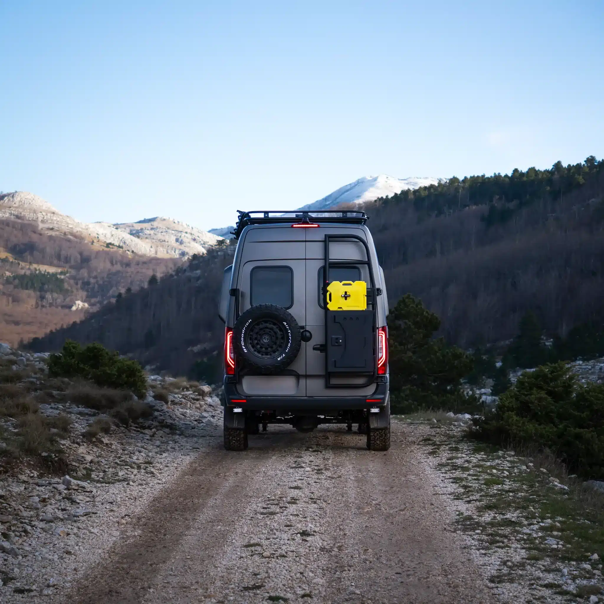 Cargo Ladder H2 - Image 11