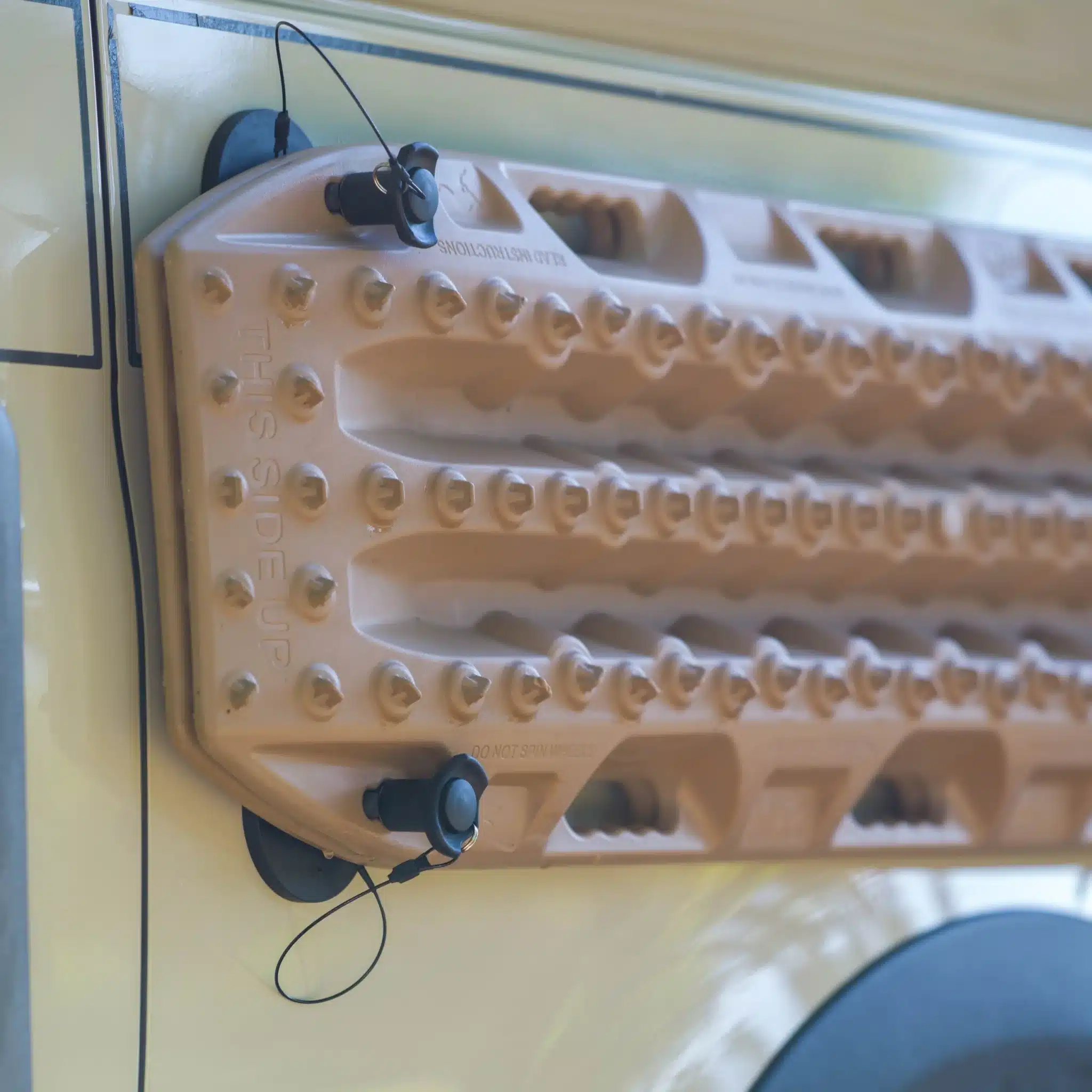 Magnetic Mount for Maxtrax MK2/LITE/XTREME - Image 2