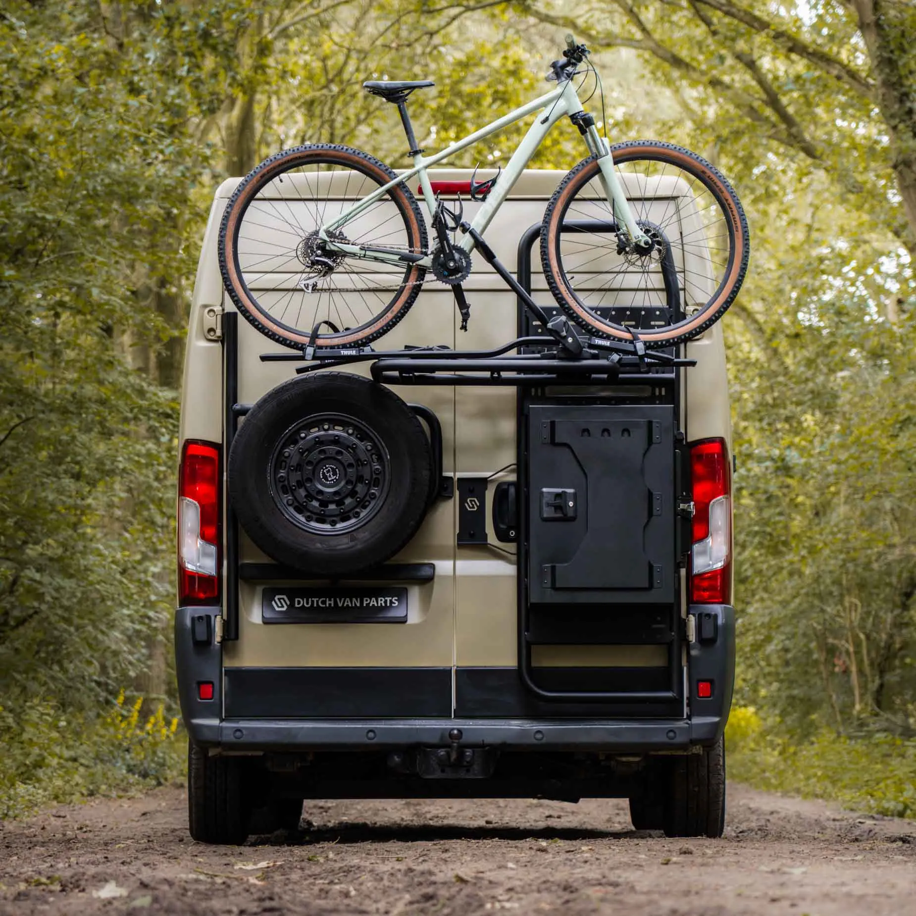 Tire carrier - Image 4